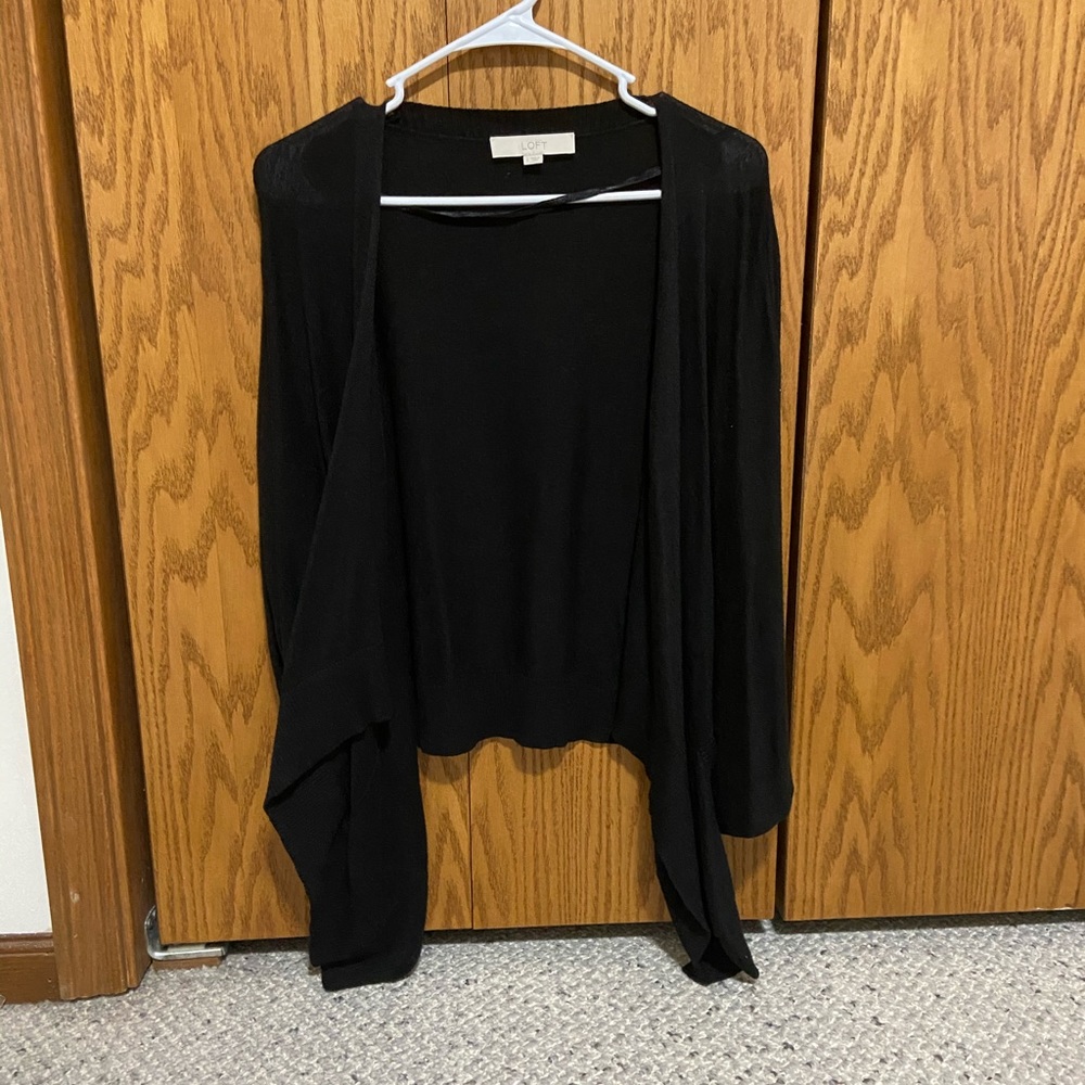 Women’s Loft cardigan with pockets
